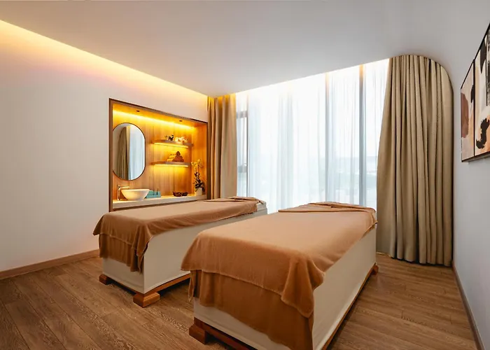 A La Carte Bay Managed By Taseco Hạ Long