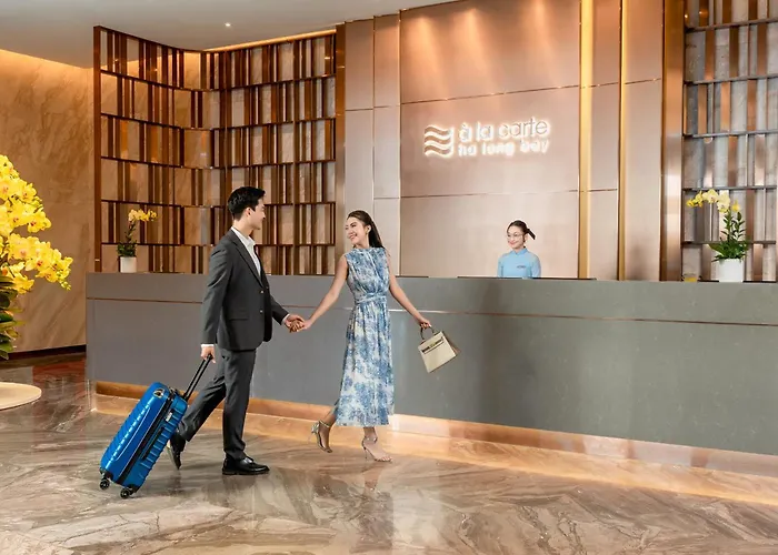 A La Carte Bay Managed By Taseco 5* Hạ Long