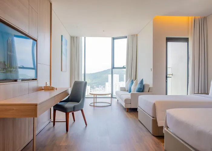 A La Carte Bay Managed By Taseco 5* Hạ Long